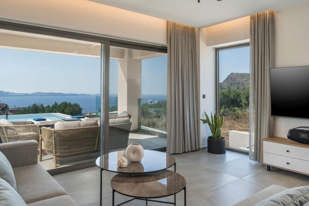 Villa Ekphrasis With Sea View And Jacuzzi Ravdhoúkha 外观 照片