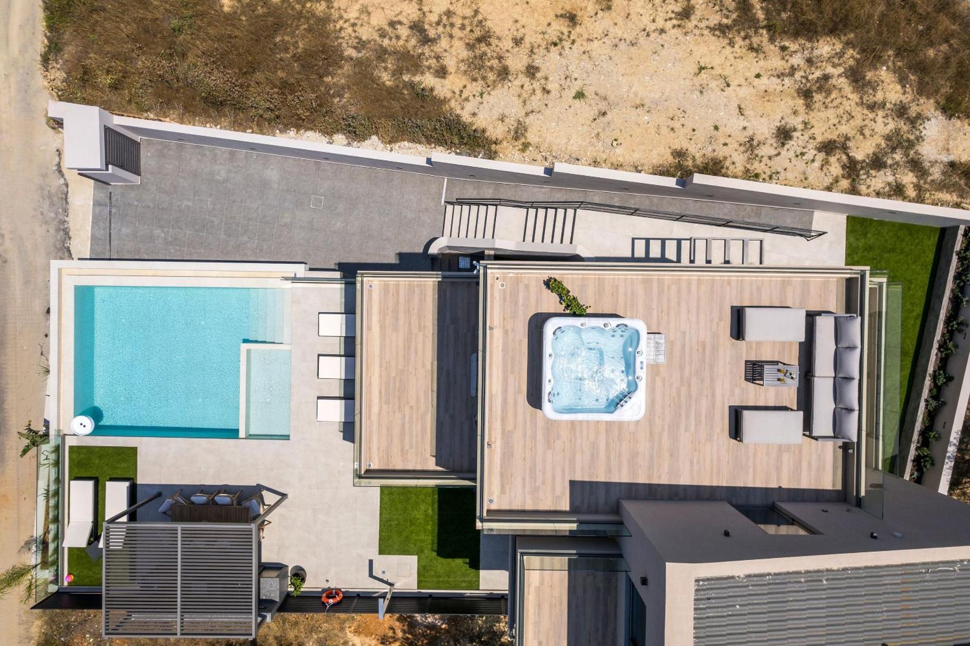 Villa Ekphrasis With Sea View And Jacuzzi Ravdhoúkha 外观 照片